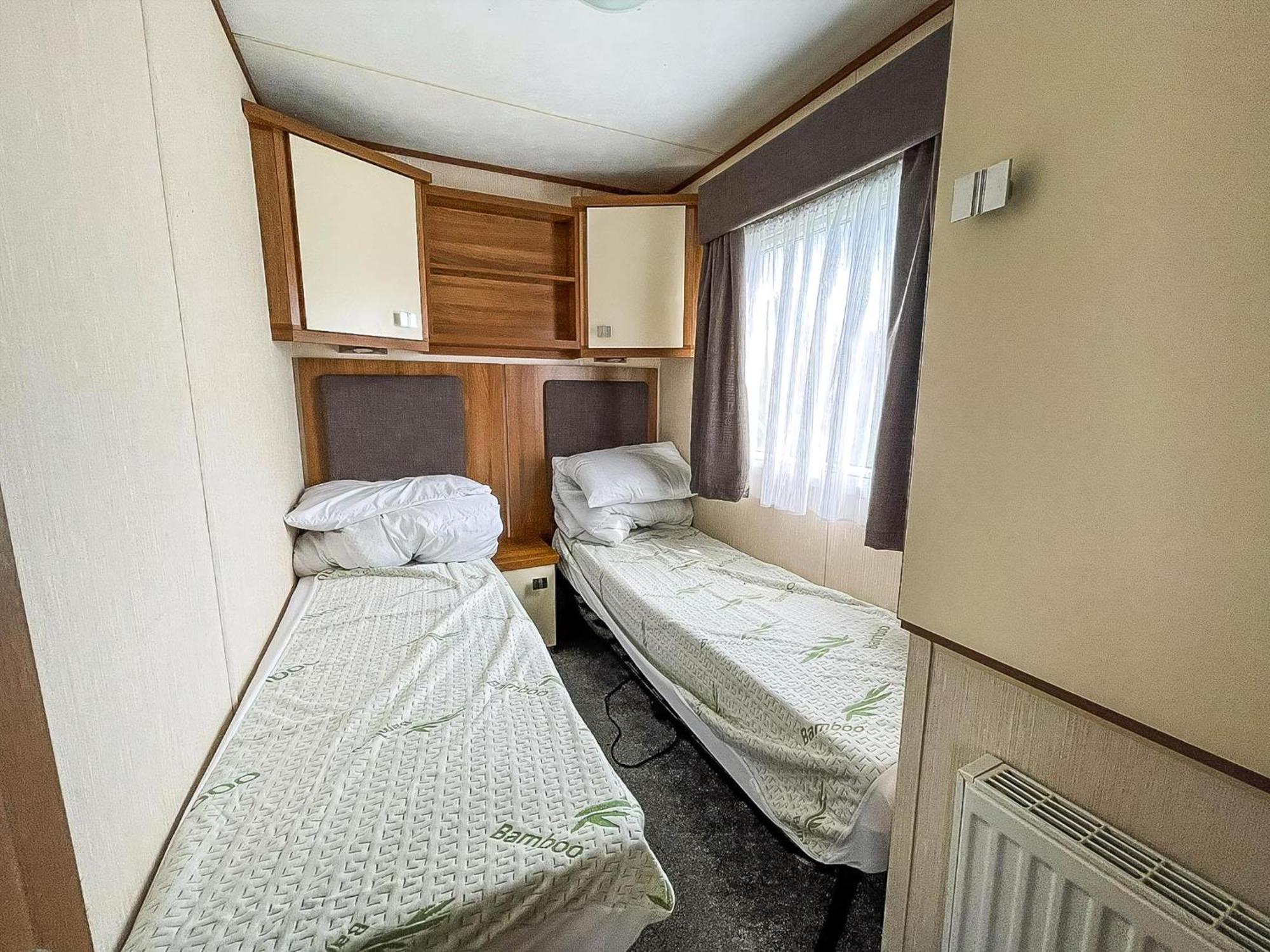 Lovely 8 Berth Caravan At Sunnydale In Lincolnshire Ref 35239S Louth  Eksteriør billede