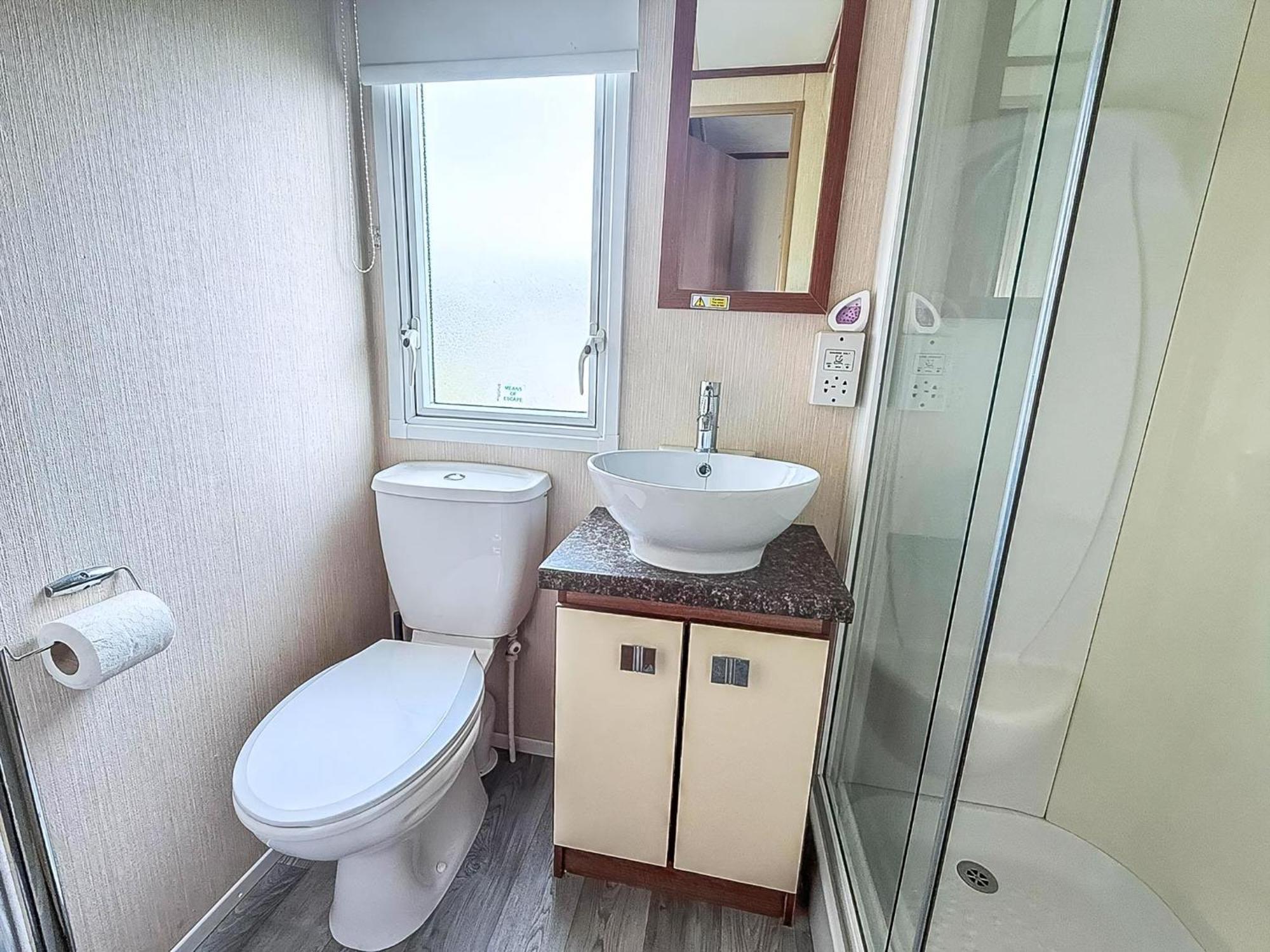 Lovely 8 Berth Caravan At Sunnydale In Lincolnshire Ref 35239S Louth  Eksteriør billede