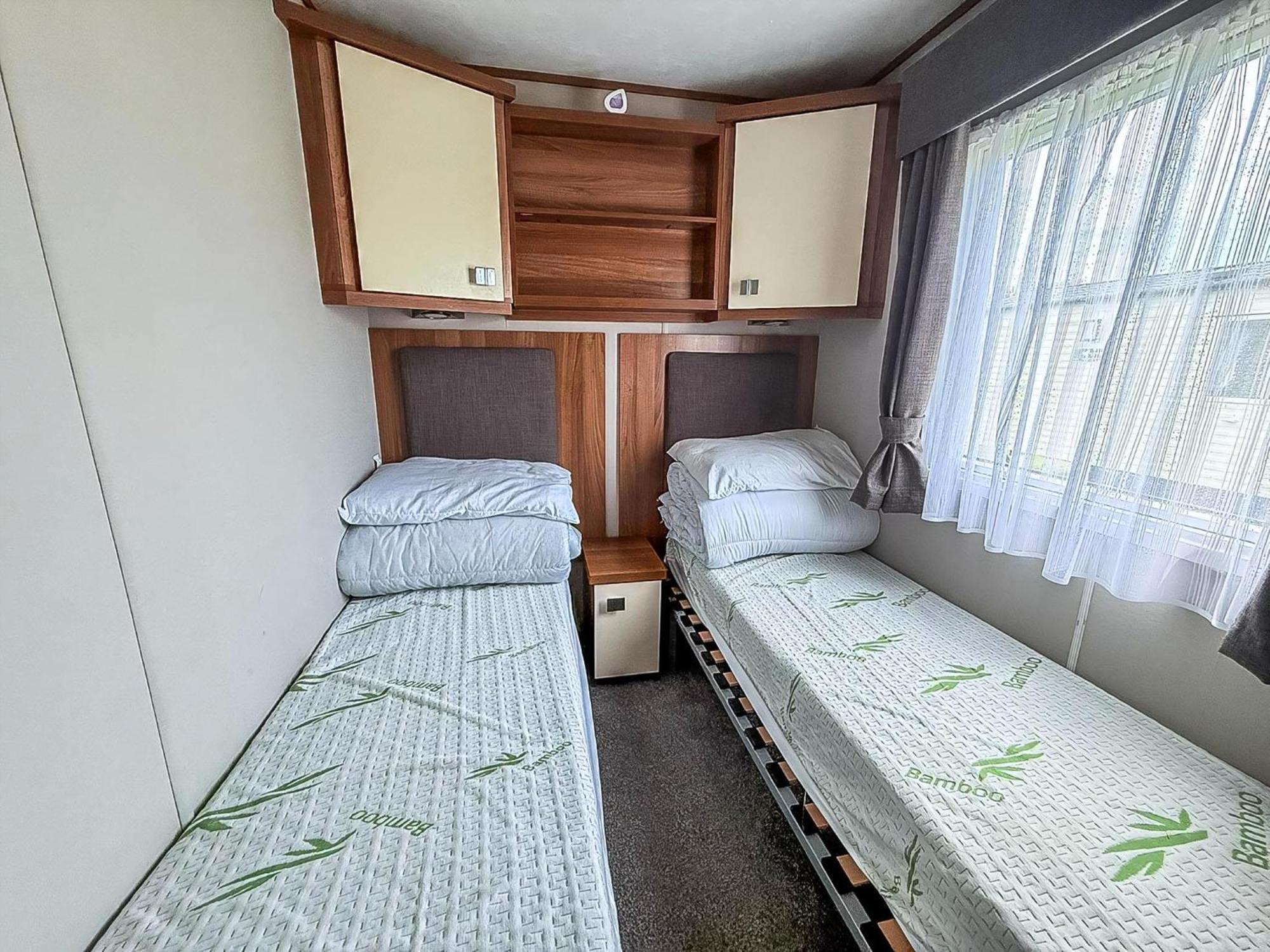 Lovely 8 Berth Caravan At Sunnydale In Lincolnshire Ref 35239S Louth  Eksteriør billede