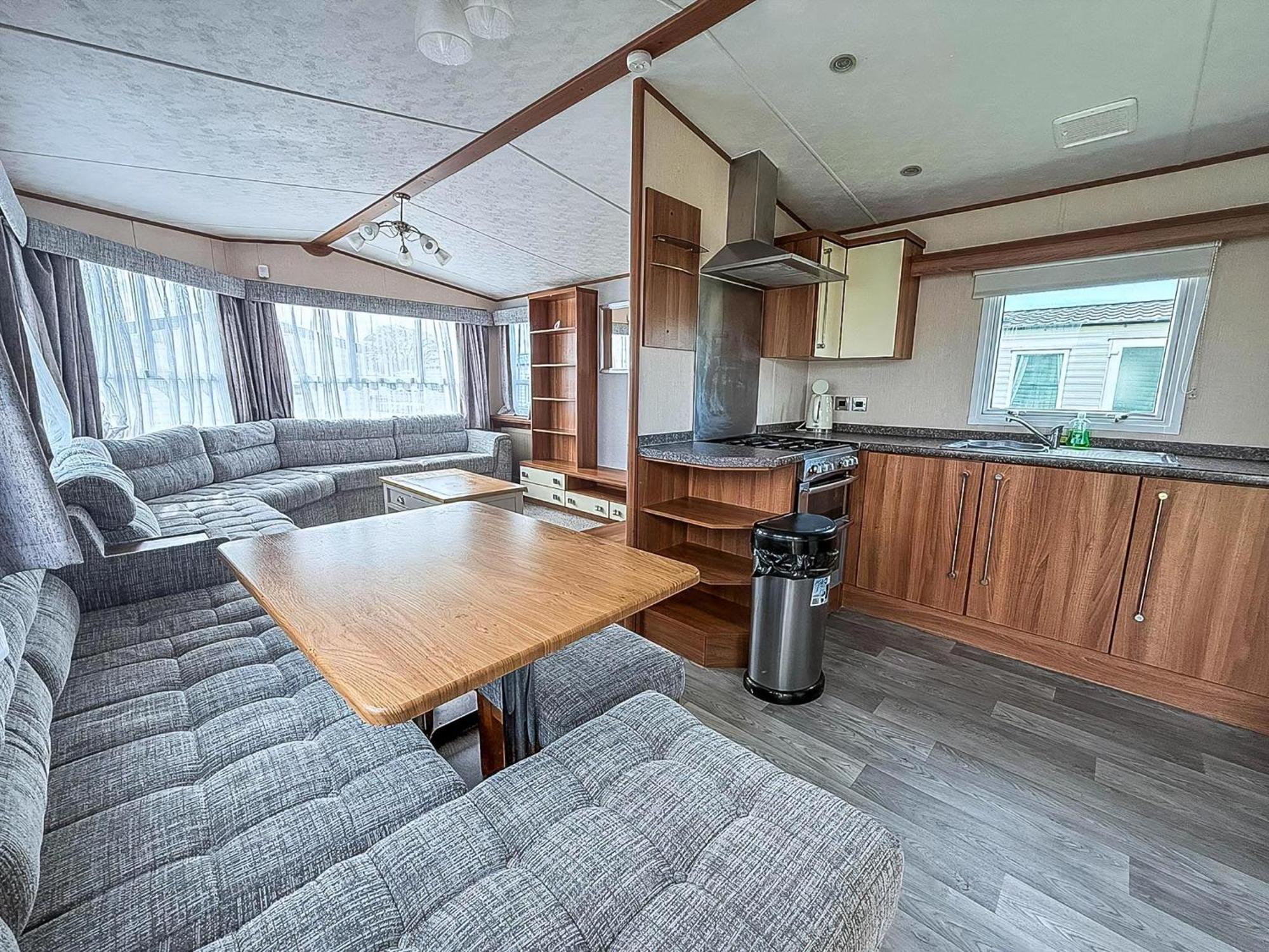 Lovely 8 Berth Caravan At Sunnydale In Lincolnshire Ref 35239S Louth  Eksteriør billede