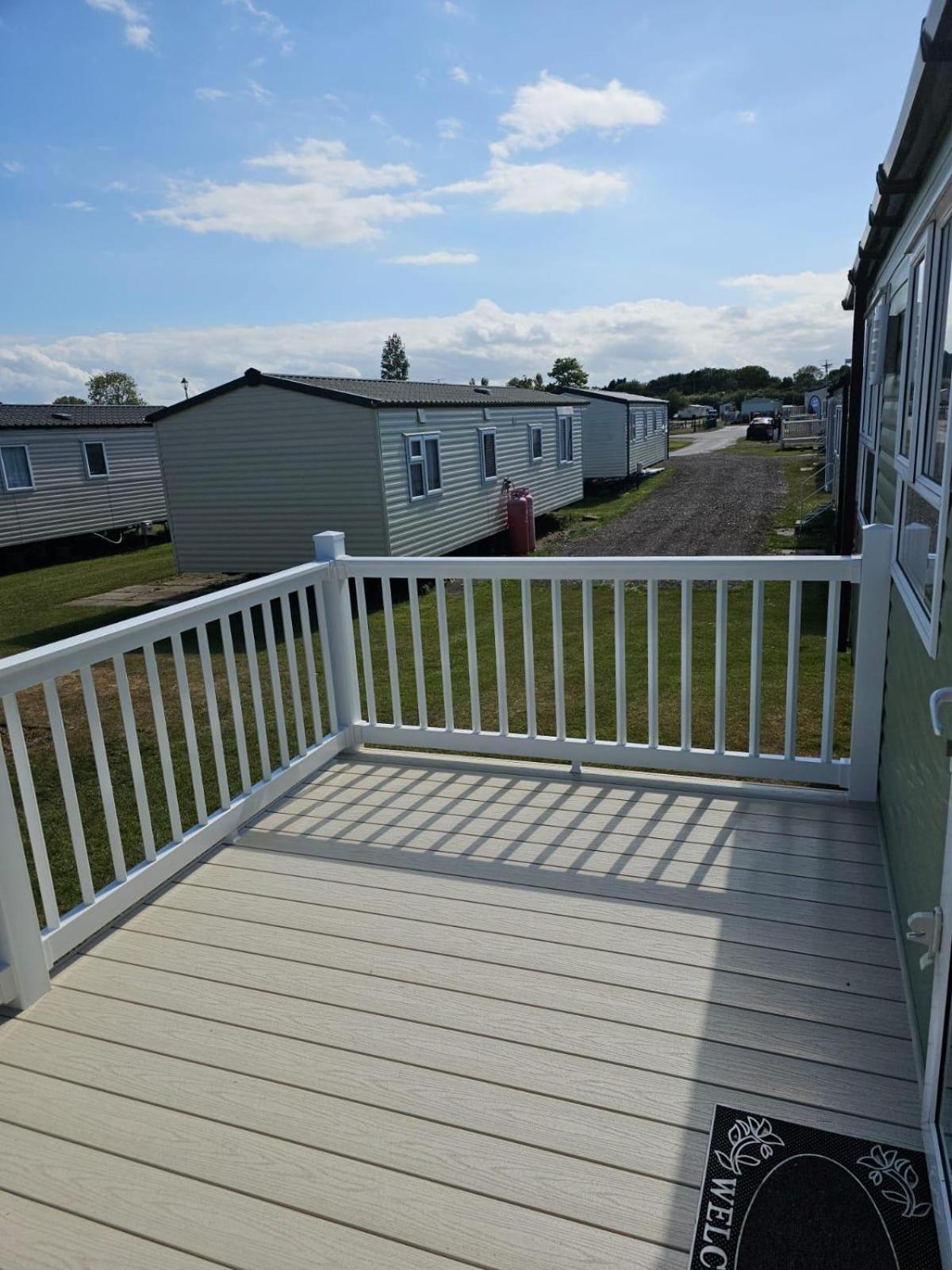 Lovely 8 Berth Caravan At Sunnydale In Lincolnshire Ref 35239S Louth  Eksteriør billede