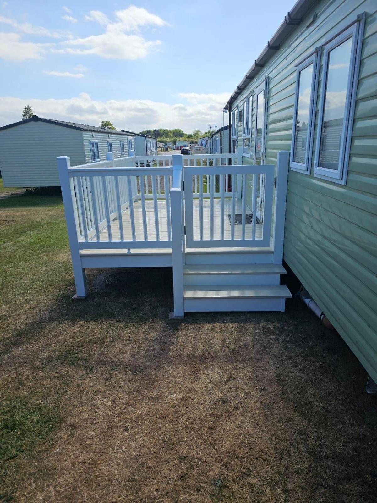 Lovely 8 Berth Caravan At Sunnydale In Lincolnshire Ref 35239S Louth  Eksteriør billede